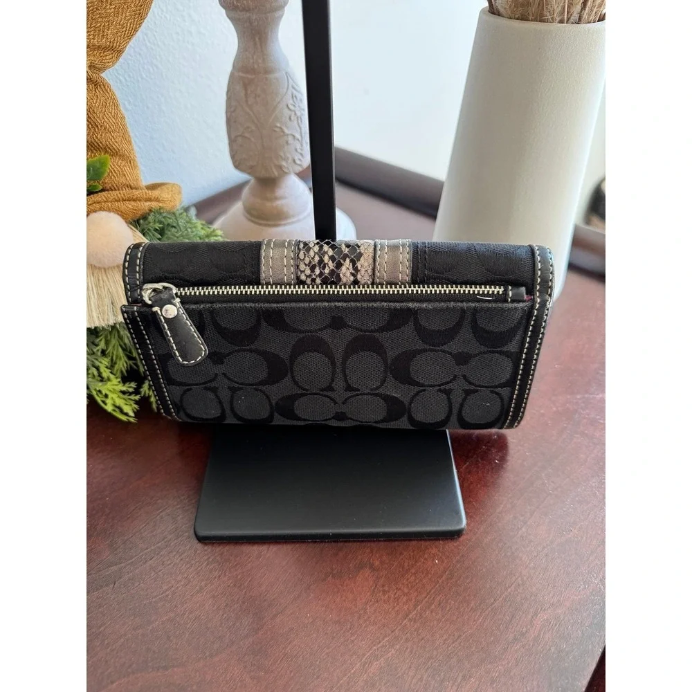 COACH Black Snakeskin Accent Signature Leather Trim Wallet